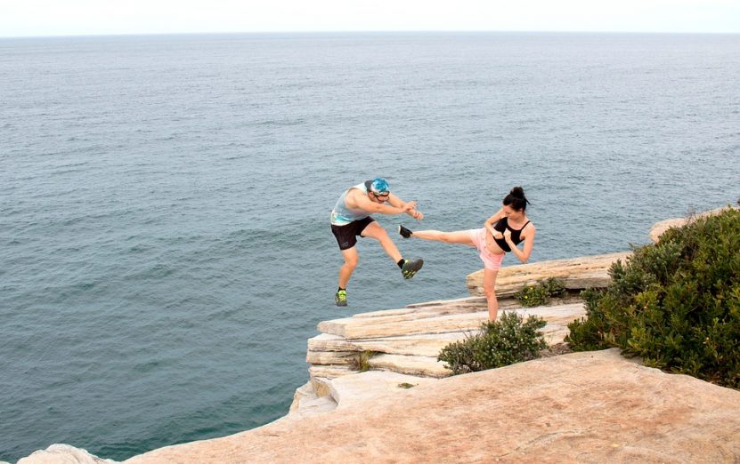 Pareja peleando fruto de celotipia